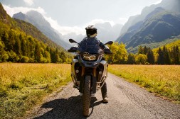 2019-BMW-F850GS-Adventure-04