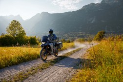 2019-BMW-F850GS-Adventure-07