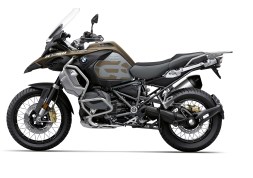 2019-BMW-R1250GS-Adventure-10