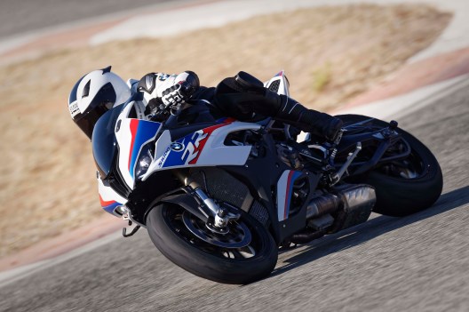 2019-BMW-S1000RR-15