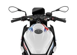 2021-BMW-S1000R-36