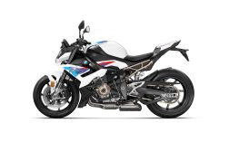 2021-BMW-S1000R-40