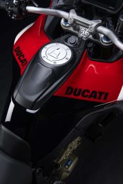 2022-Ducati-Multistrada-V4-Pikes-Peak-hi-res-25