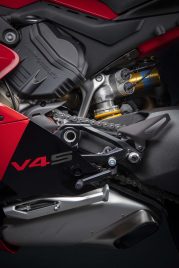 2022-Ducati-Panigale-V4-S-52