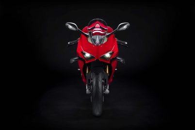 2022-Ducati-Panigale-V4-S-62