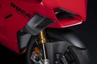 2022-Ducati-Panigale-V4-S-81