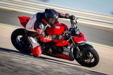 2022-Ducati-Streetfighter-V2-press-launch-03