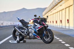 2023-BMW-M1000R-49