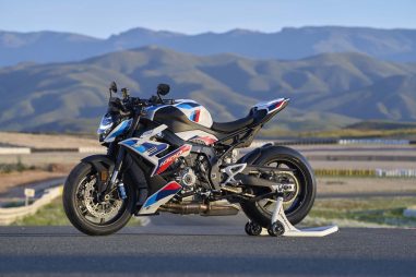 2023-BMW-M1000R-50