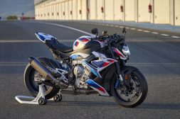 2023-BMW-M1000R-53