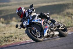 2023-BMW-M1000R-55