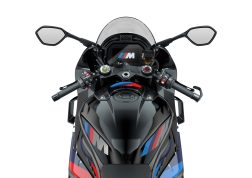 2023-BMW-M1000RR-22