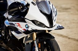 2023-BMW-S1000RR-45