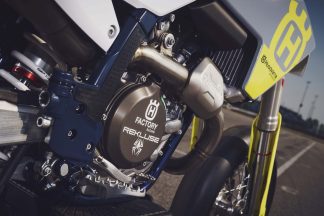 2023-Husqvarna-FS-450-supermoto-111