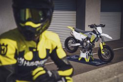 2023-Husqvarna-FS-450-supermoto-128