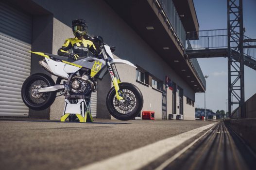 2023-Husqvarna-FS-450-supermoto-129