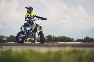 2023-Husqvarna-FS-450-supermoto-136