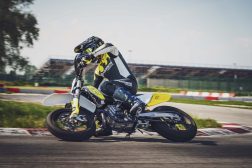 2023-Husqvarna-FS-450-supermoto-47