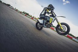 2023-Husqvarna-FS-450-supermoto-54