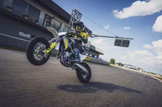 2023-Husqvarna-FS-450-supermoto-55