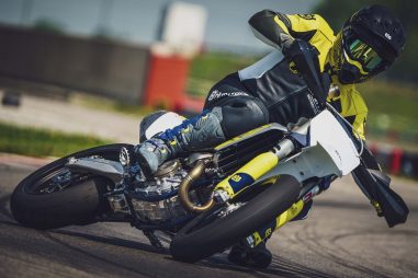 2023-Husqvarna-FS-450-supermoto-63