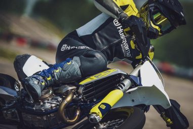 2023-Husqvarna-FS-450-supermoto-64