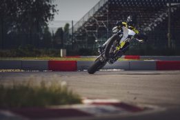 2023-Husqvarna-FS-450-supermoto-77