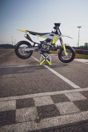 2023-Husqvarna-FS-450-supermoto-85