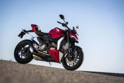 Ducati-Streetfighter-V2-press-launch-Seville-21