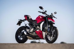 Ducati-Streetfighter-V2-press-launch-Seville-22