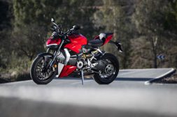 Ducati-Streetfighter-V2-press-launch-Seville-29